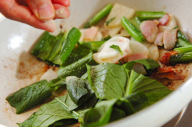 大根と小松菜の炒め物の作り方の手順3