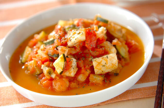 冷凍シーフードミックスとトマトで簡単煮物 時短レシピ