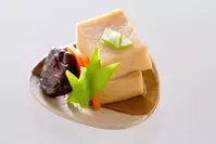 高野豆腐の炊き合わせ