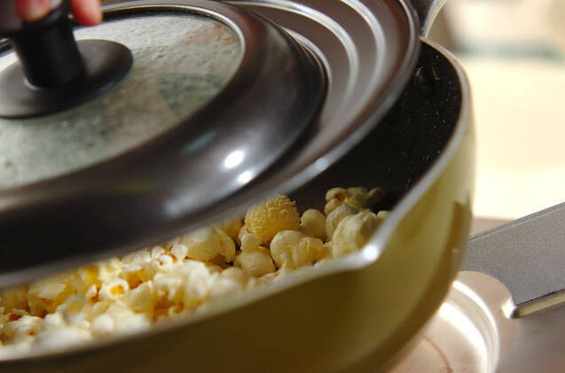 つまむ手が止まらない！キャラメルポップコーン by西川 綾さんの作り方の手順3