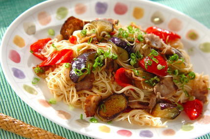 ナスと豚肉のみそ素麺