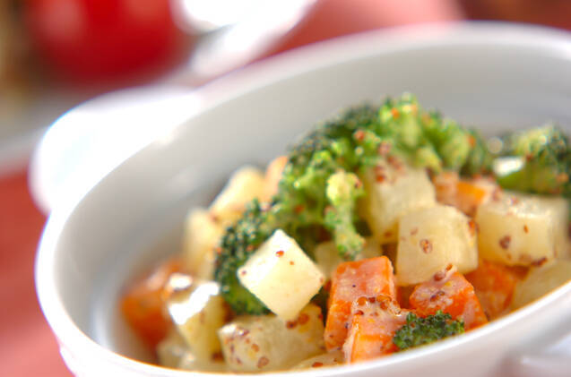 ジャガイモのマスタード和え