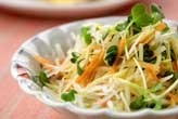 大根のせん切りサラダ