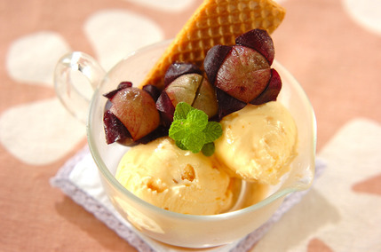 バニラアイスのコーヒーリキュールがけ