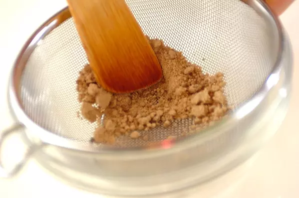 黒豆の黒糖蒸しケーキの作り方1