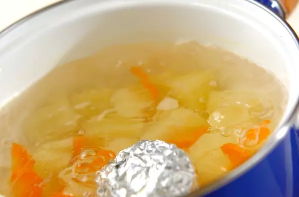 おうちでプロの味!定番の具だくさんポテトサラダの作り方1