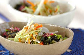 海藻サラダゴマみそドレッシング