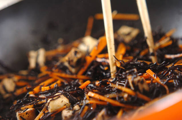 キノコと芽ヒジキの煮物の作り方の手順7