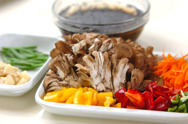 キノコと芽ヒジキの煮物の作り方の手順1