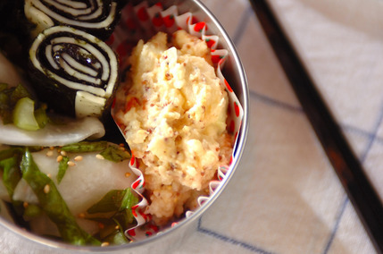 スパイシーポテサラ