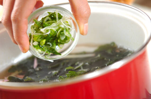 ワカメスープの作り方の手順3
