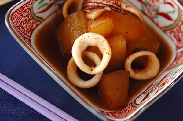 冬瓜とイカの煮物