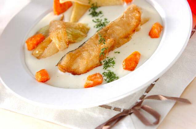 白身魚・ホワイトソース