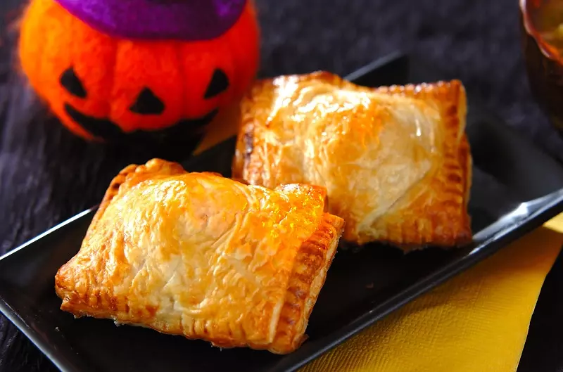 冷凍パイシートで簡単 ハロウィンカボチャパイ レシピ 作り方 E レシピ 料理のプロが作る簡単レシピ 冷凍パイシートで簡単 ハロウィンカボチャパイ レシピ 作り方 E レシピ 料理のプロが作る簡単レシピ
