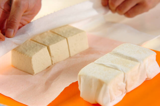 あんかけ揚げ出し豆腐の作り方の手順1