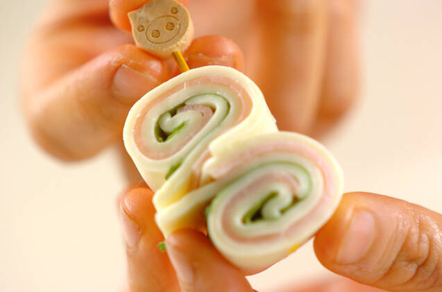 にこにこ顔のオムレツお弁当♪の作り方の手順7