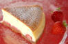 まるごとイチゴのスフレチーズケーキの作り方の手順