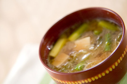 アスパラのみそ汁