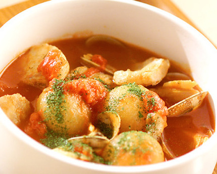 小さい玉ネギのスープ