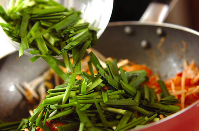 ミミガーのキムチ炒めの作り方の手順7