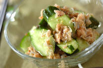 キュウリのサラダ