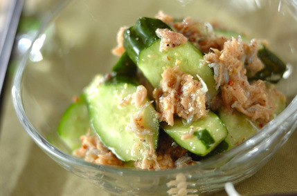 キュウリのサラダ