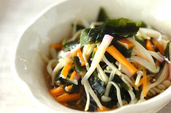 ワカメのオレンジ風味和え