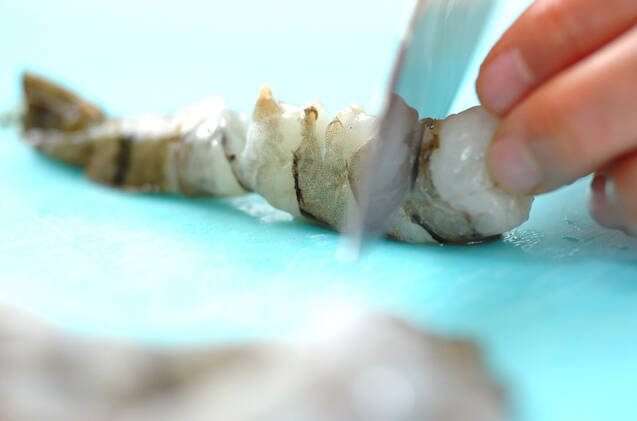 エビの大葉巻き天ぷらの作り方の手順1