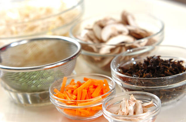 たっぷり野菜の卵焼きの作り方の手順1