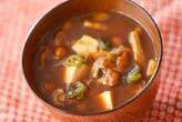 豆腐とナメコのみそ汁
