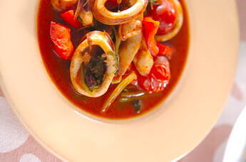 イカのトマト炒め煮