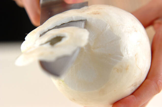 カブのミルク煮の作り方の手順1