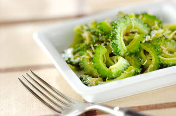 ゴーヤとジャコの炒め物