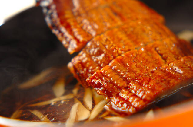 ウナギとゴボウの卵とじ丼の作り方の手順7