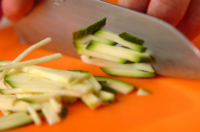 カルグクス～韓国風アサリうどん～の作り方の手順2