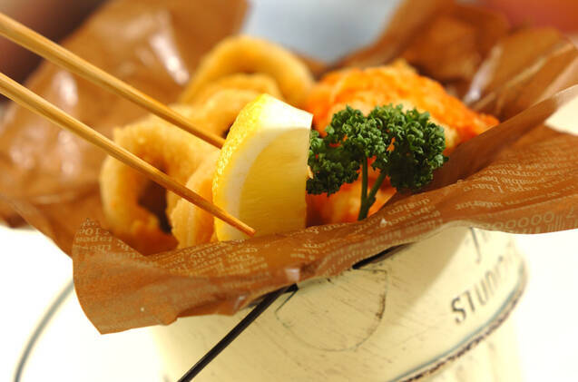 エビとイカのフリットミスト（イタリア式フライ盛り合わせ）の作り方の手順6