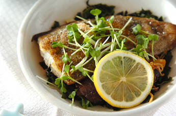 ヒラメのレモン蒸し