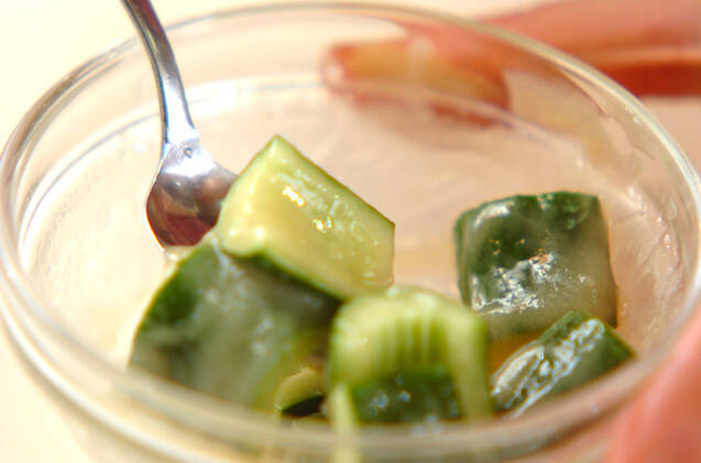キュウリの酢みそ和えの作り方の手順2
