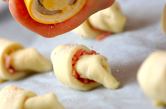 三日月おつまみロールの作り方の手順8