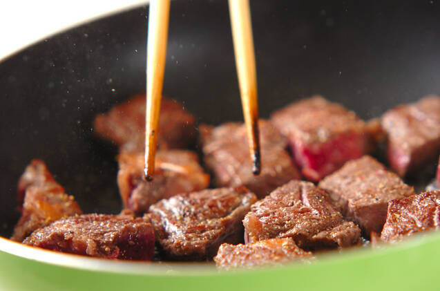 ワサビステーキ丼の作り方の手順2