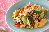 オイスターが決め手！ふわふわ卵入り彩り野菜炒め