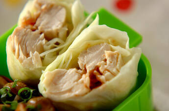 梅ささ身のキャベツ巻き