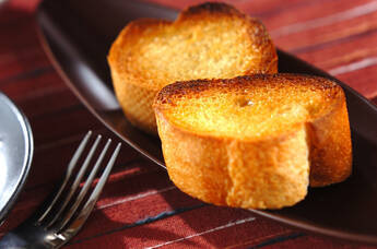 ガーリックトースト