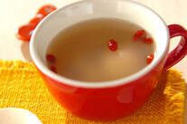 温泉卵入りあっさりホタテスープ