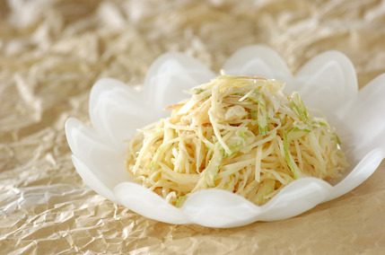 セロリと新ジャガのタラコサラダ