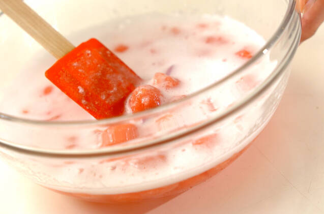 スイカ入りソーダーゼリーの作り方の手順5