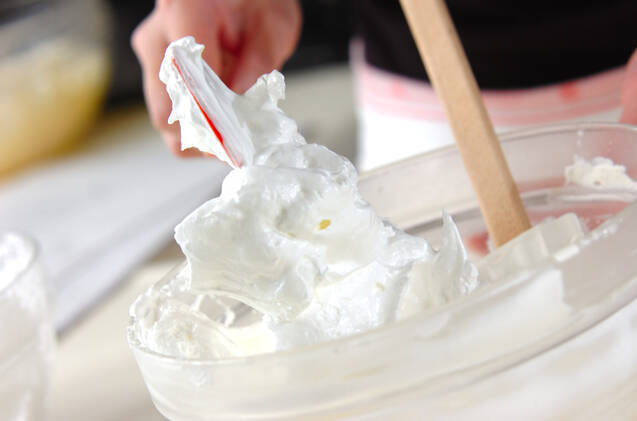 マンゴーのスフレグラッセの作り方の手順8