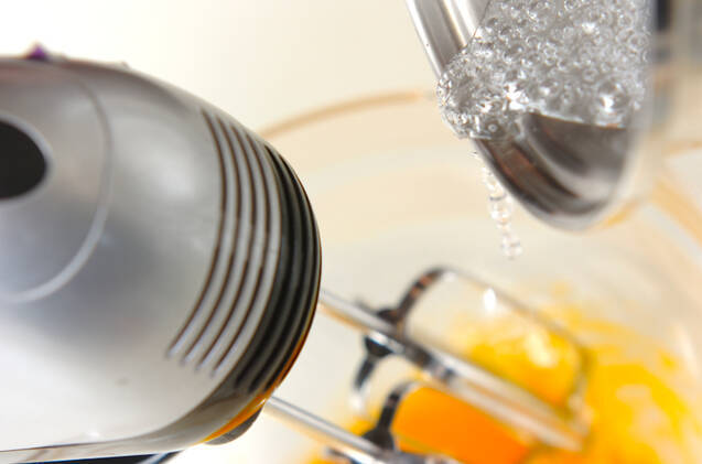 マンゴーのスフレグラッセの作り方の手順7