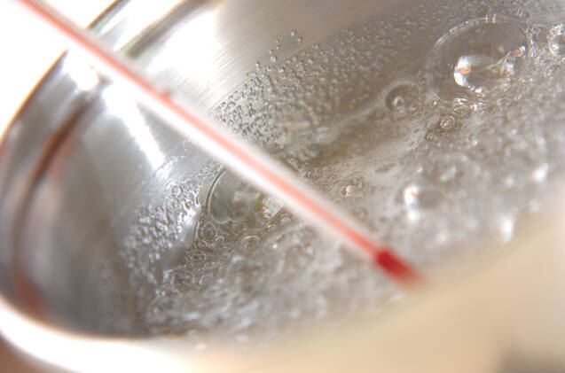 マンゴーのスフレグラッセの作り方の手順4