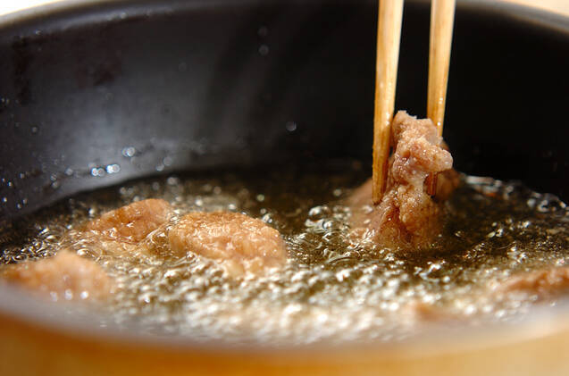 黒酢酢豚の作り方の手順2